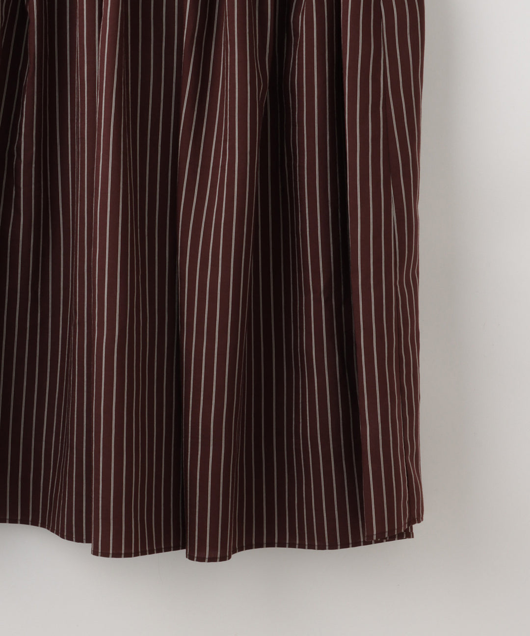 ストライプティアードスカート