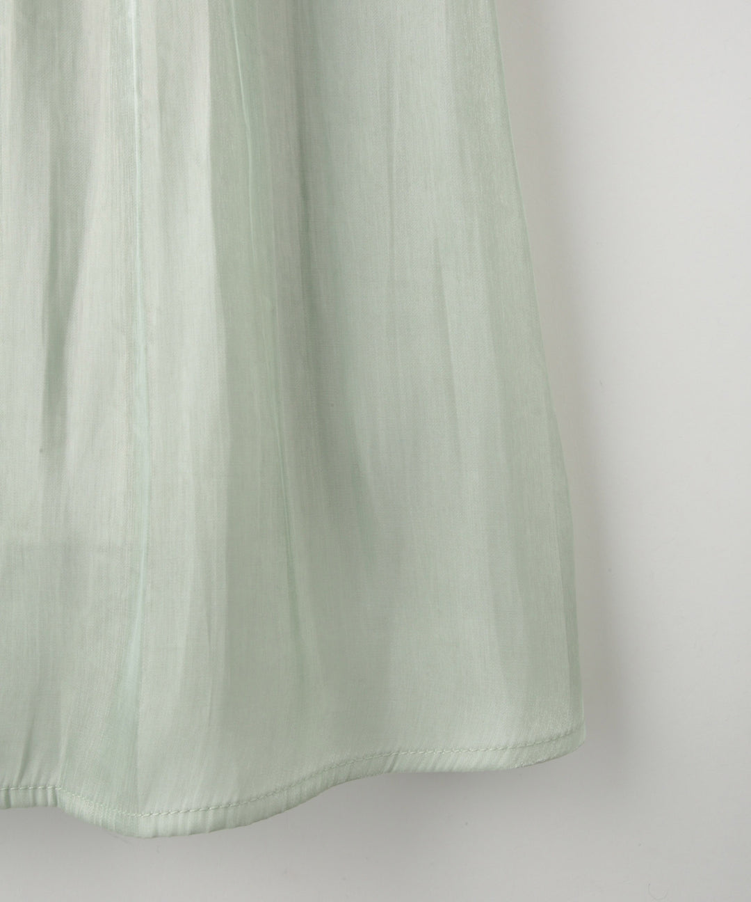 サテンギャザーロングスカート