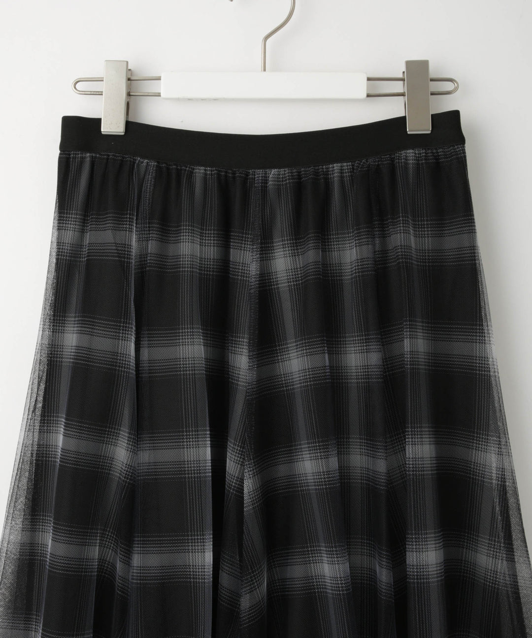 チェックチュールスカート