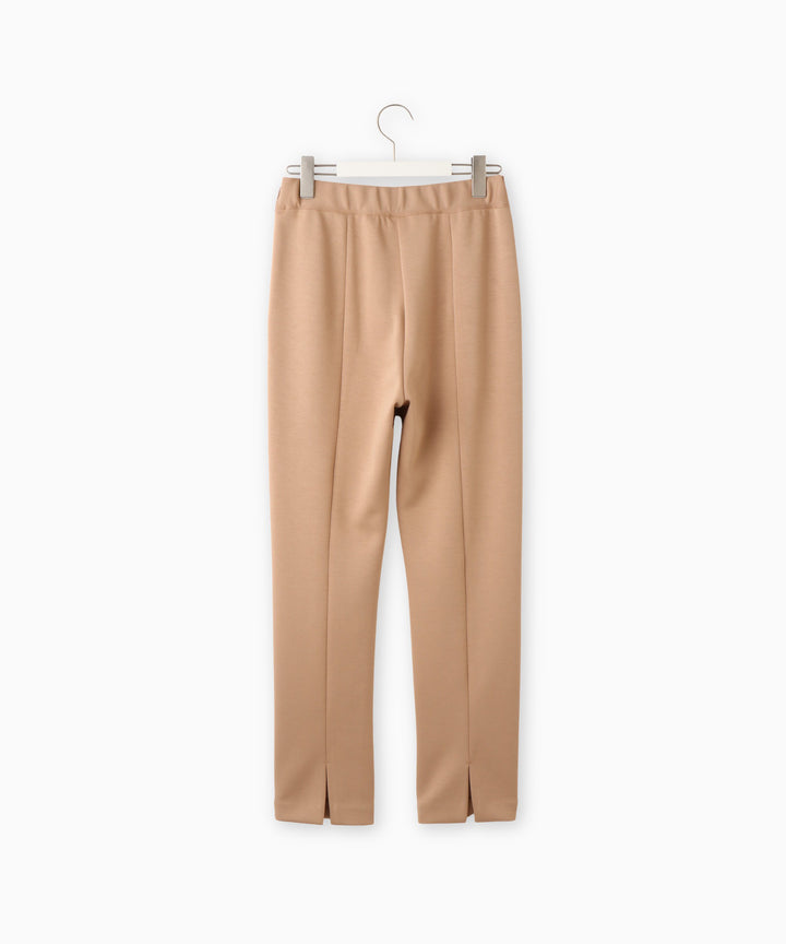 バックスリットストレートパンツ