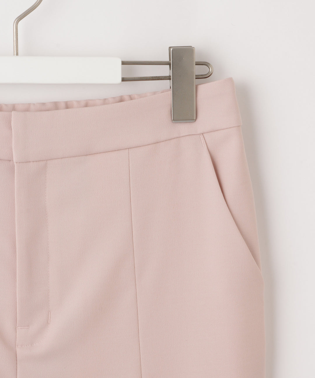 ラウンドスリットテーパードパンツ