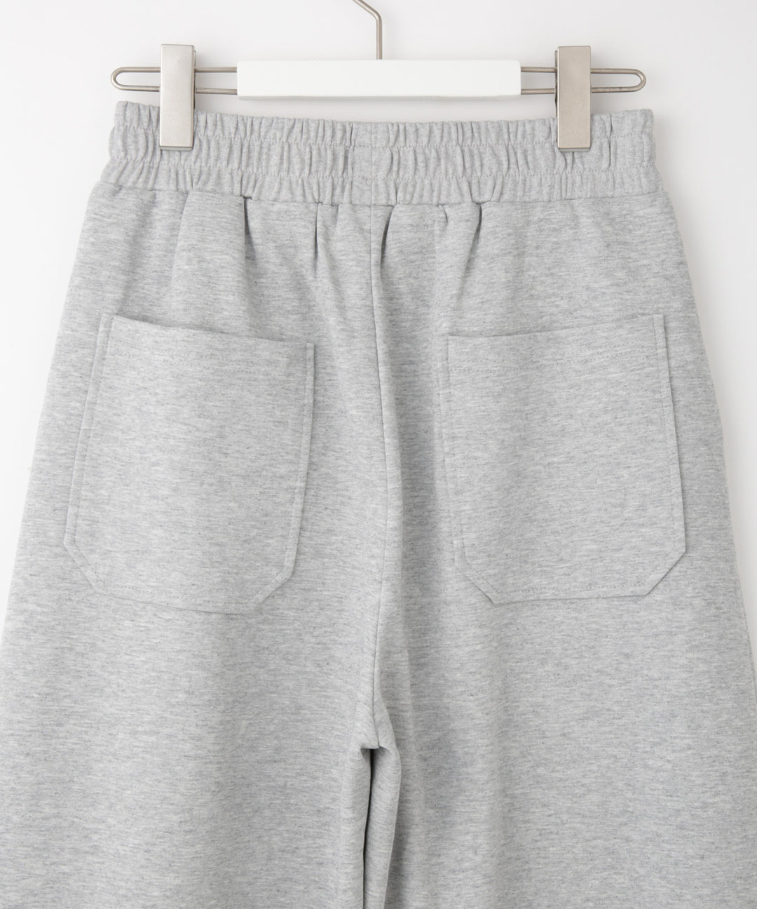 カーヴィーシルエットパンツ