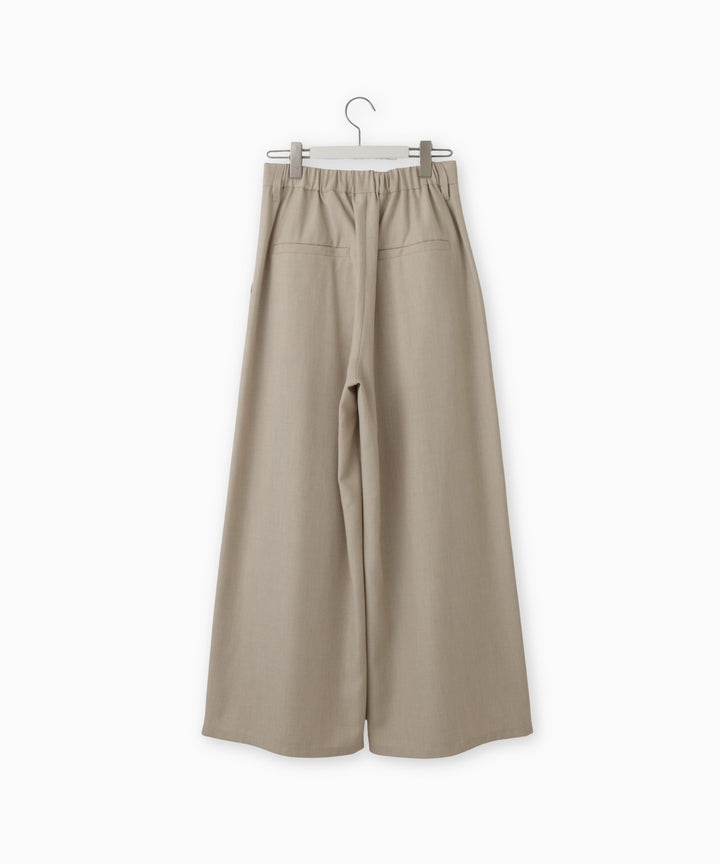 リネン混タックワイドパンツ