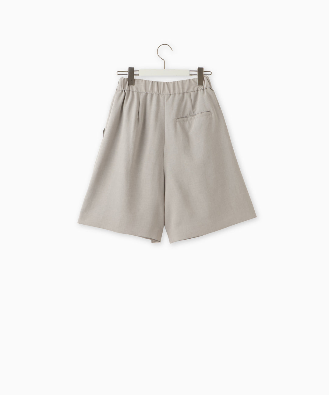 パールつきショートパンツ