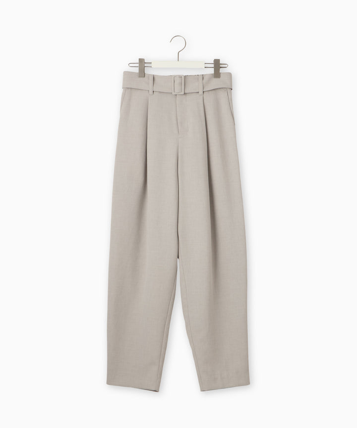 タック入りカーブパンツ