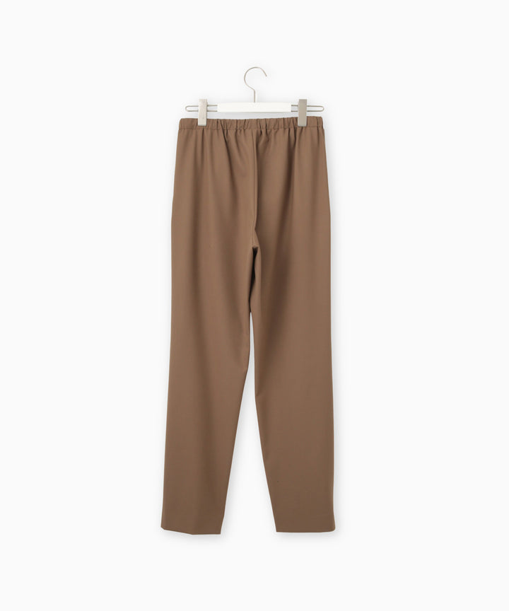 ストレッチテーパードパンツ