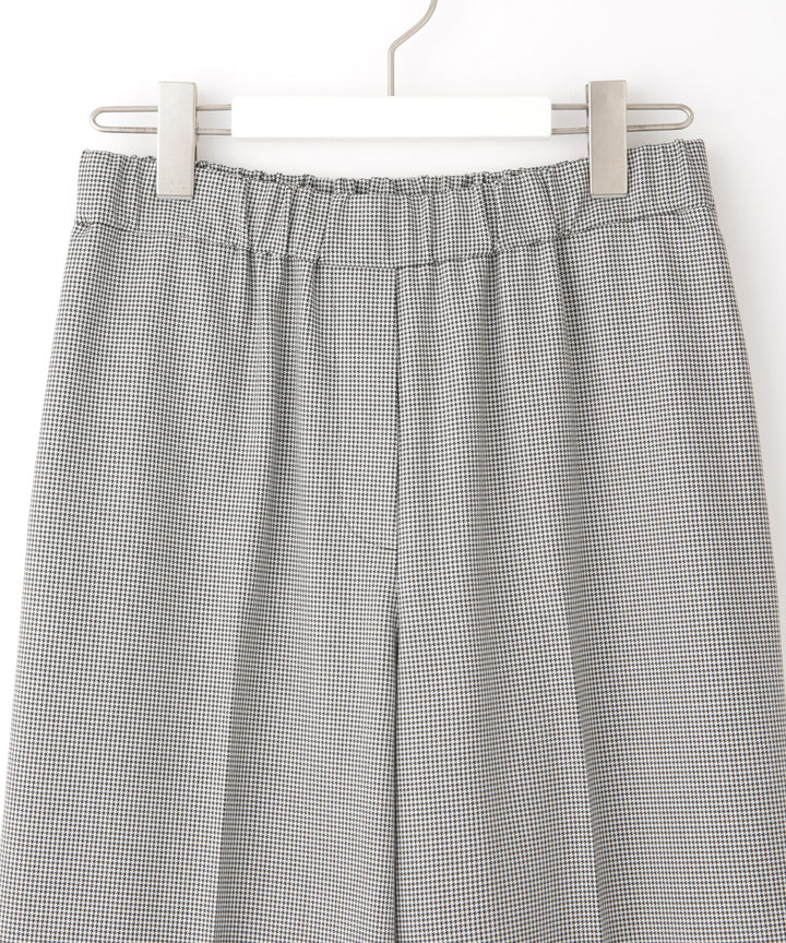 ワイドクロップドパンツ