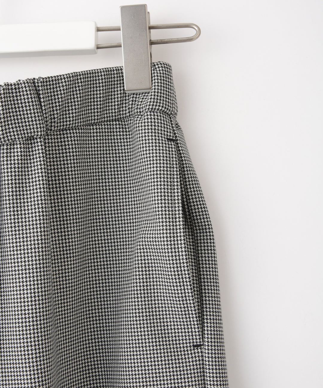 ワイドクロップドパンツ