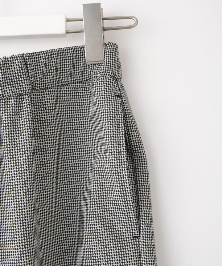 ワイドクロップドパンツ