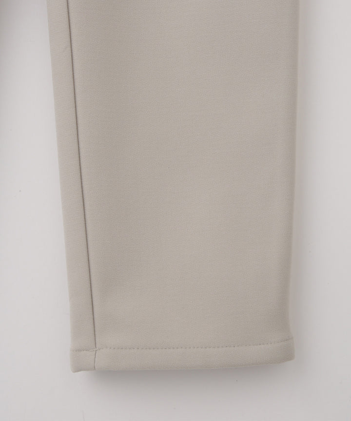 ウォームストレッチノータックパンツ