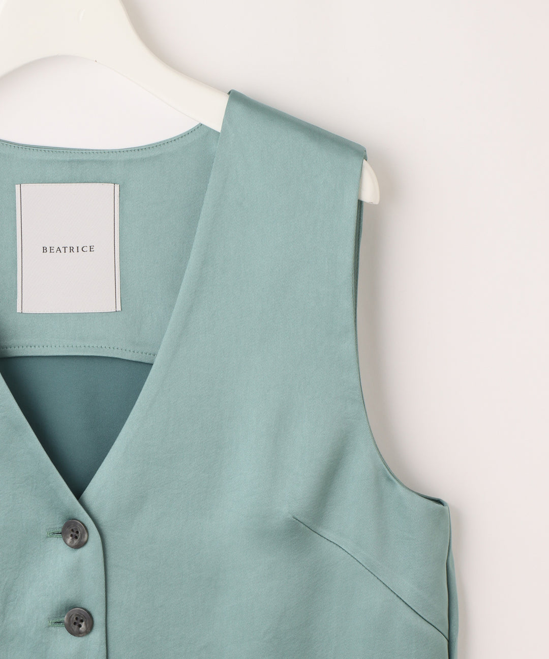 ヴィンテージサテンVネックベスト