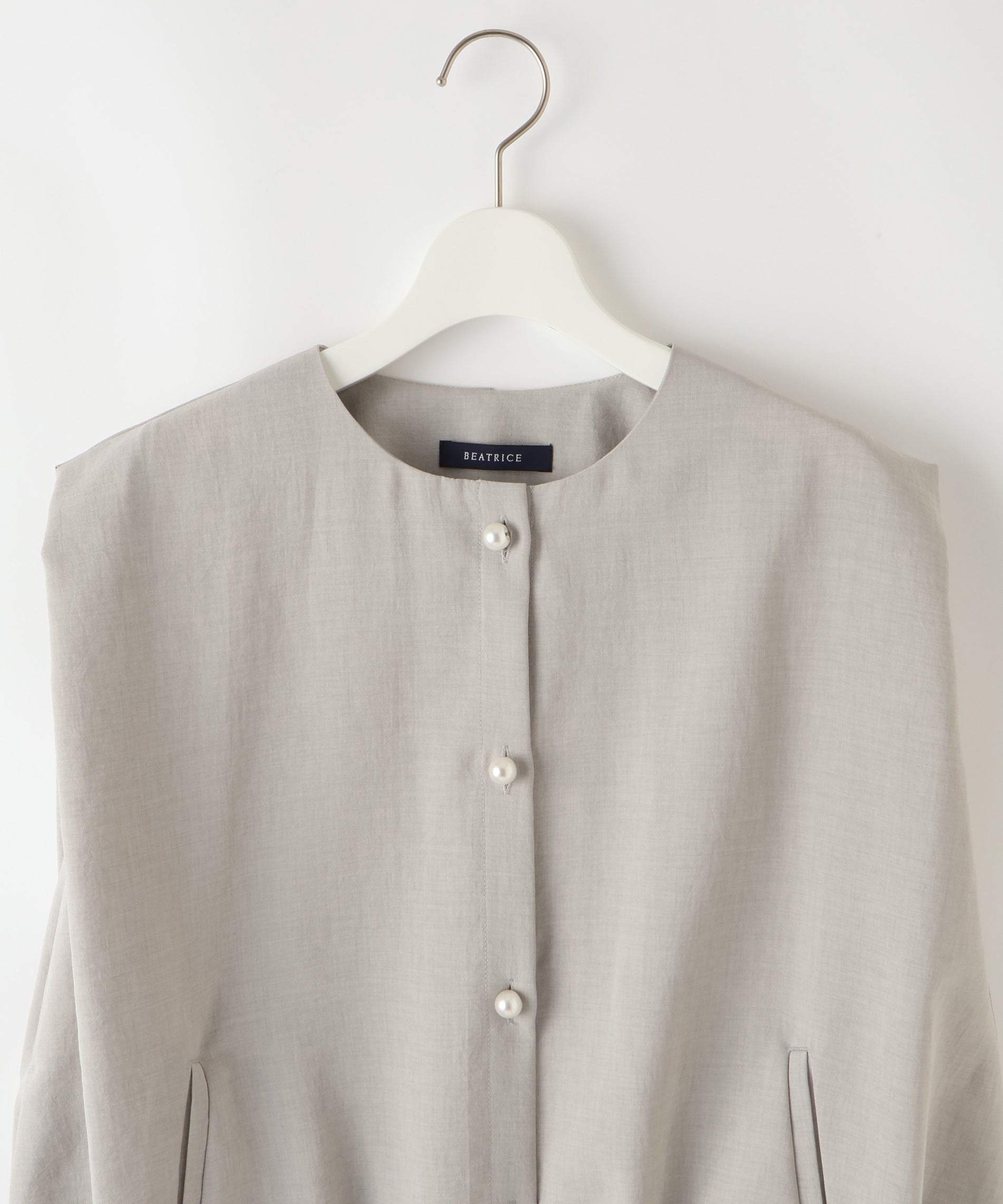 コクーンシルエットベスト – FACE SANS FARD コクーンシルエットベスト – FACE SANS FARD