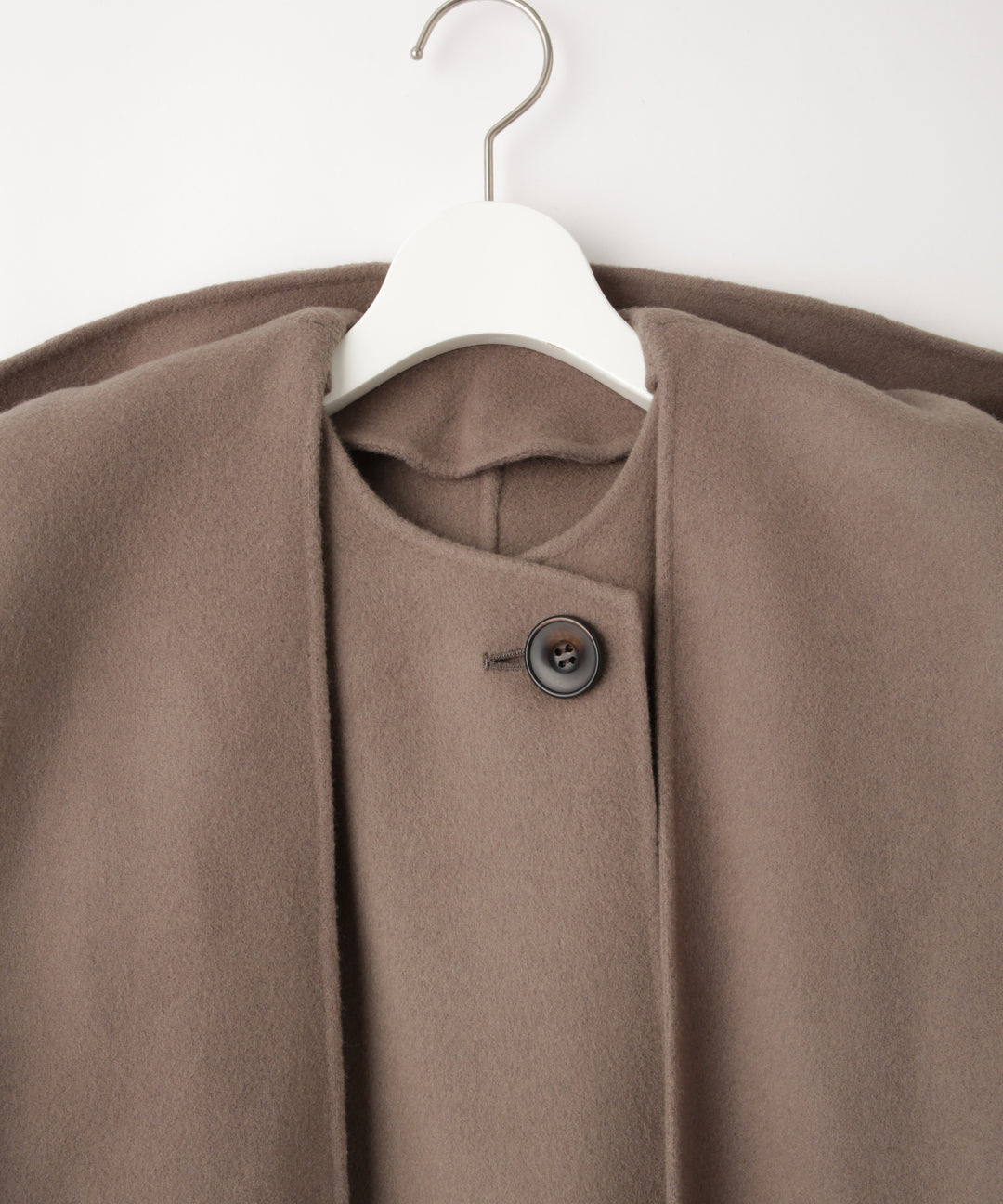 フードストール付きポンチョコート