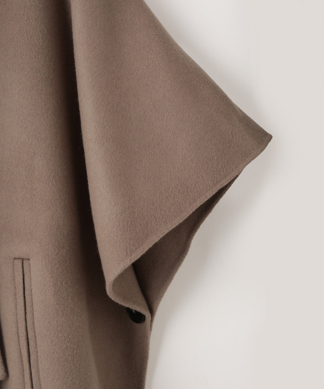 フードストール付きポンチョコート