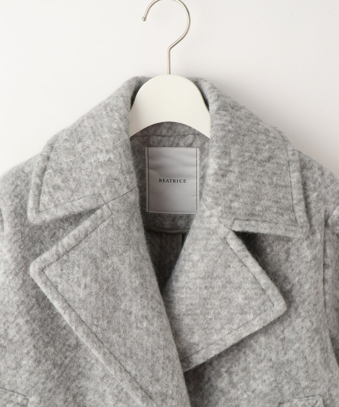 ビッグカラーショートコート