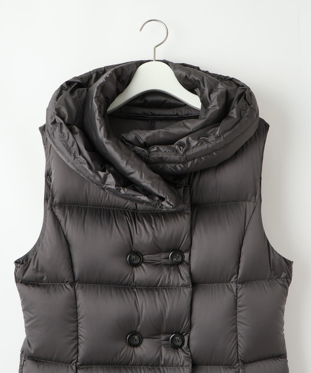 ボリュームカラーロングダウンベスト