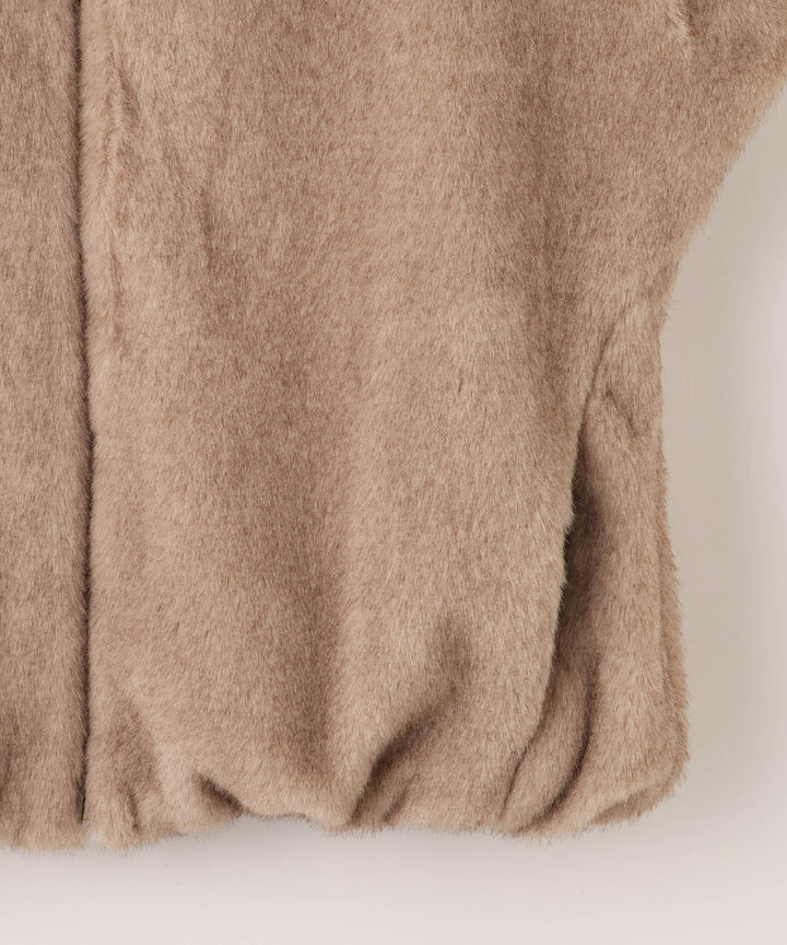 フェイクファーベスト