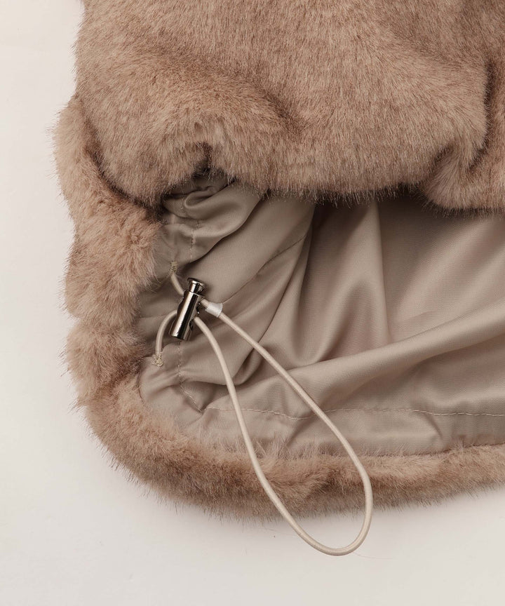 フェイクファーベスト