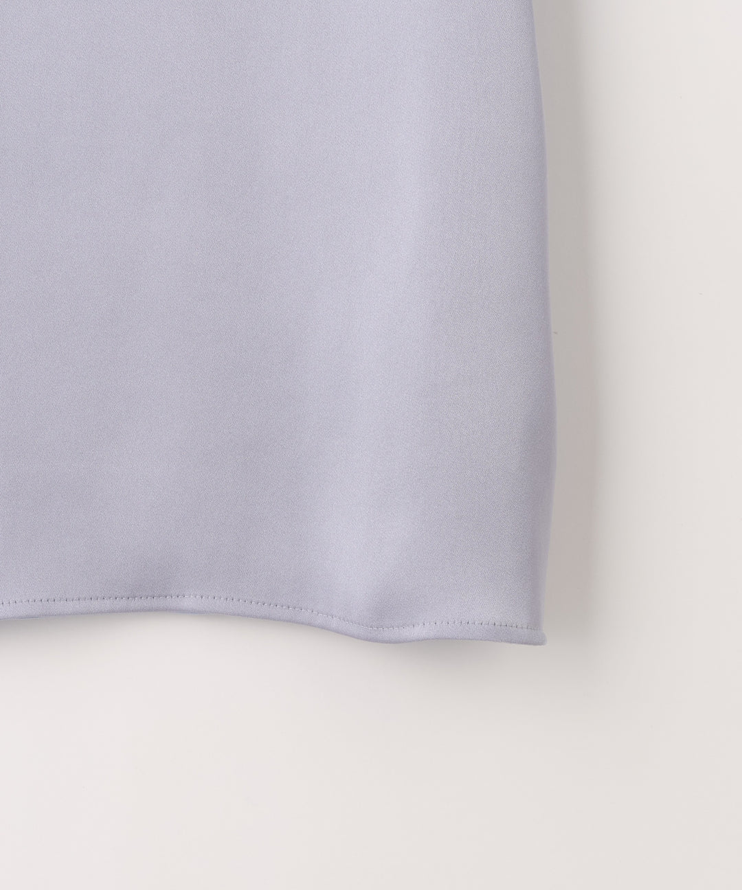 ラッフルデザインカットソー