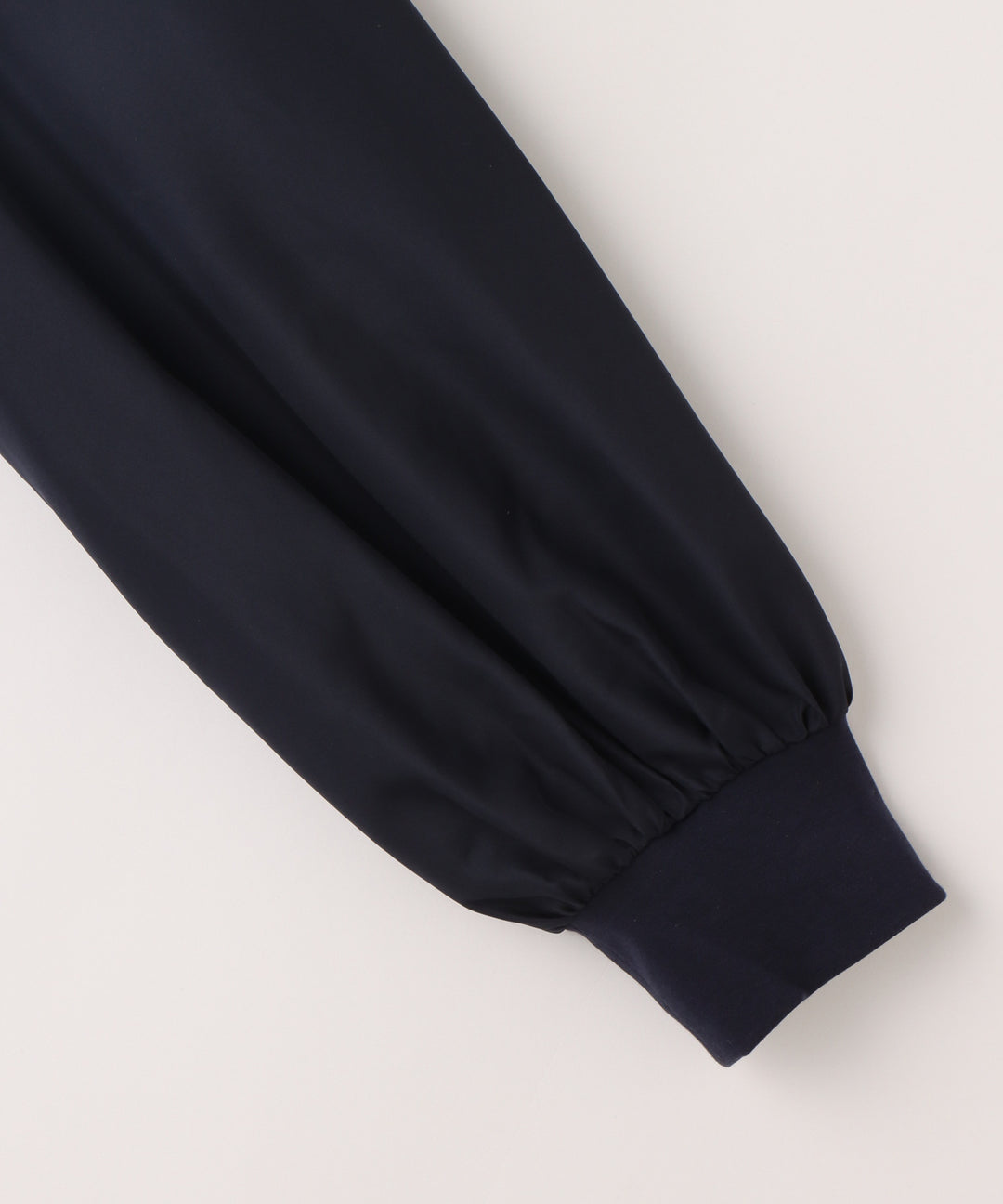 フリルドッキングトップス