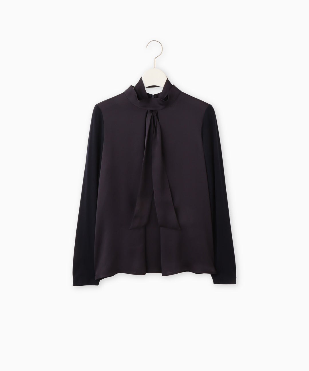 サテンリボンブラウス