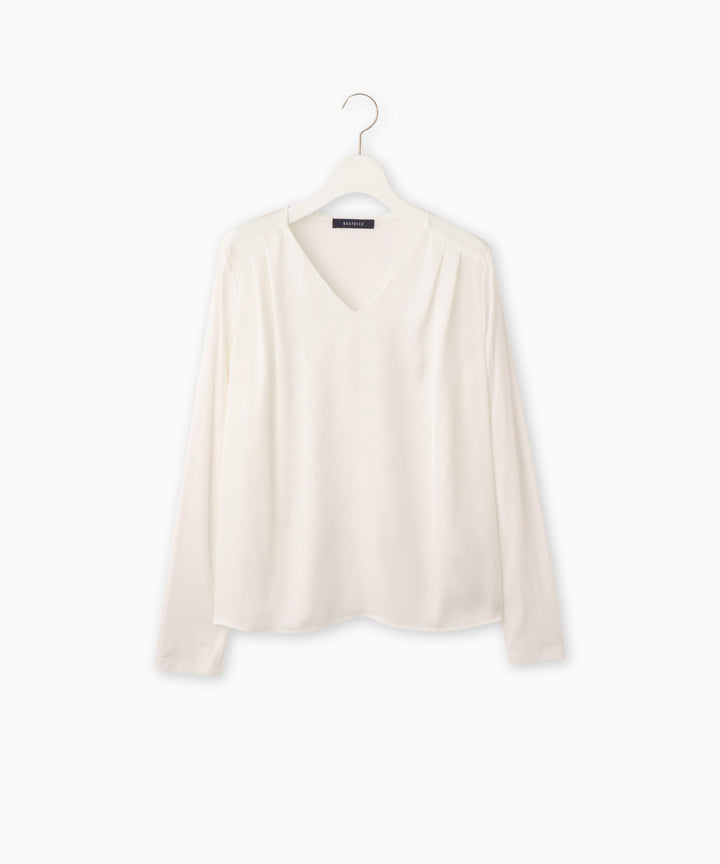 サテンVネックカットソー