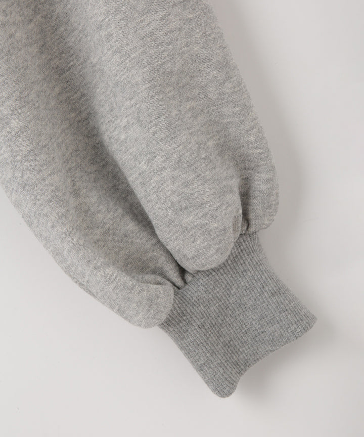 キーネックプルオーバー