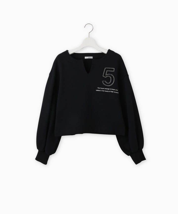 キーネックプルオーバー