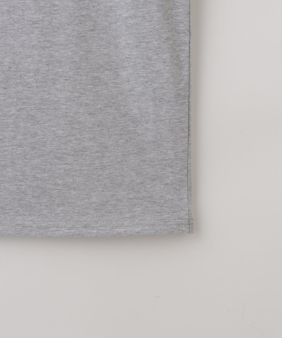ビーズフラワー刺繍フレンチスリーブTシャツ