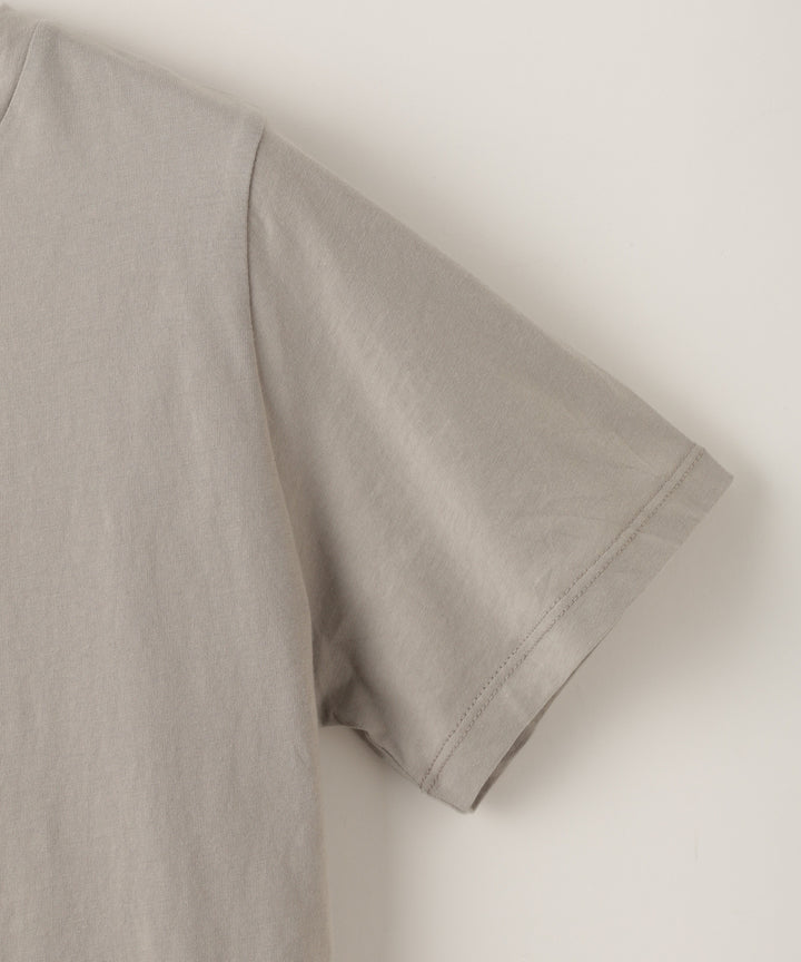 グラフィックデザインTシャツ