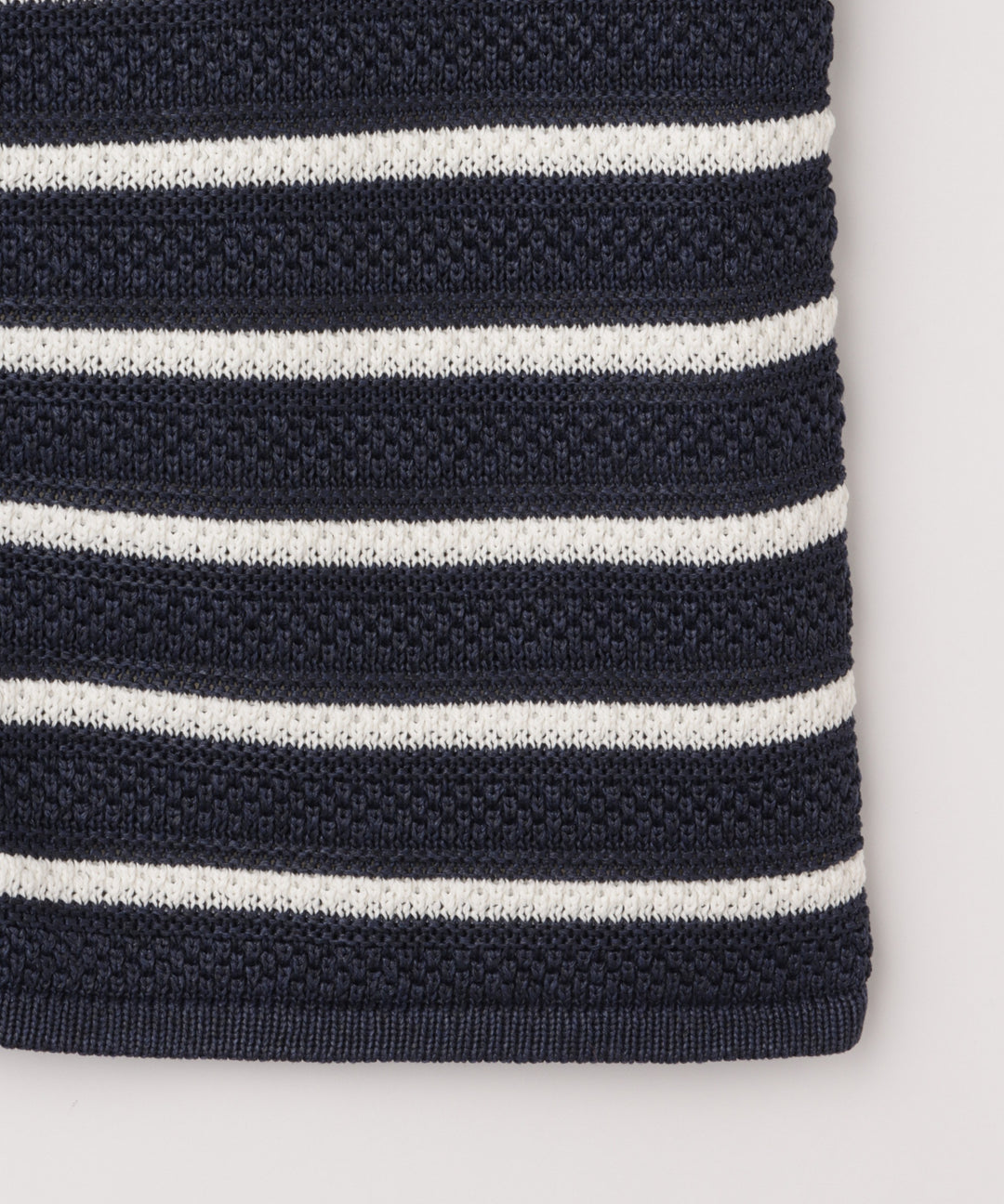 Patterned Border Knit