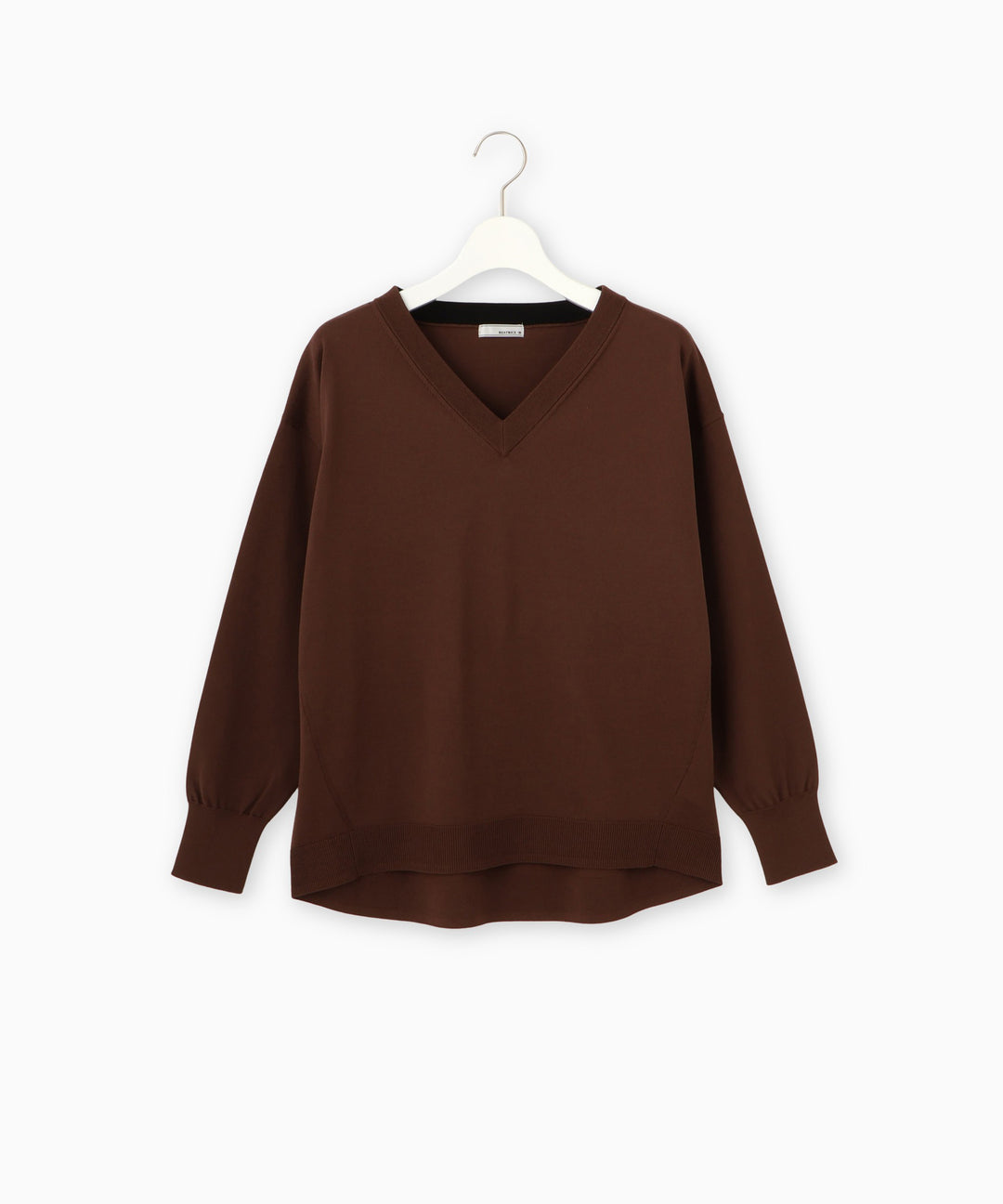 シンプルVネックニット