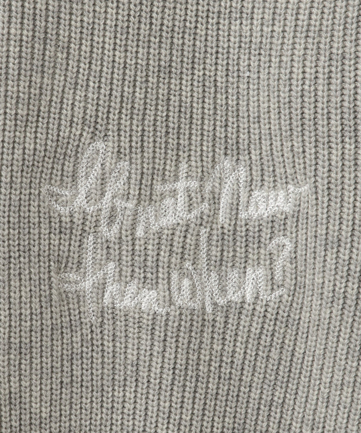 レタリング刺繍クルーネックニット