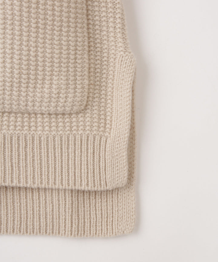 ワッフル風地柄ニットベスト