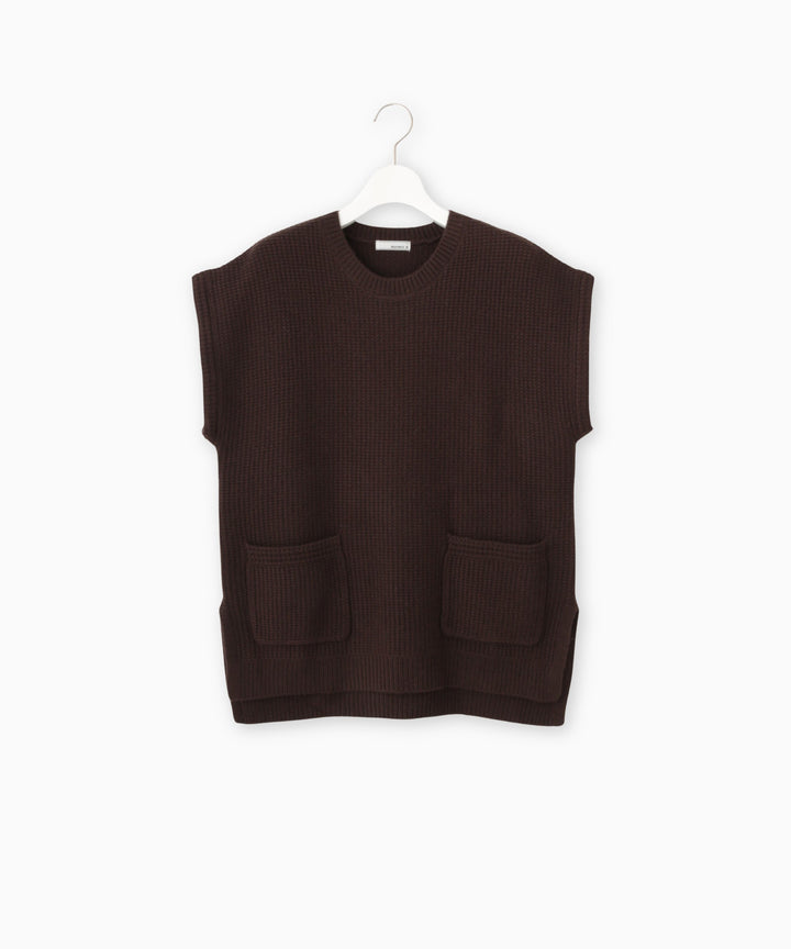 ワッフル風地柄ニットベスト