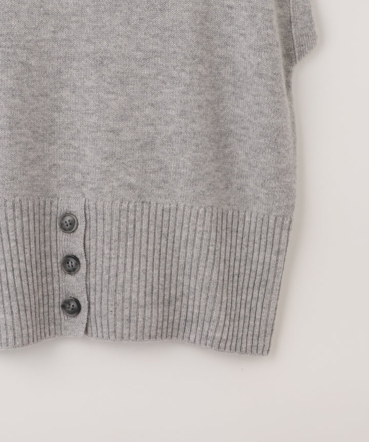 ウールカシミヤ裾ボタンベスト