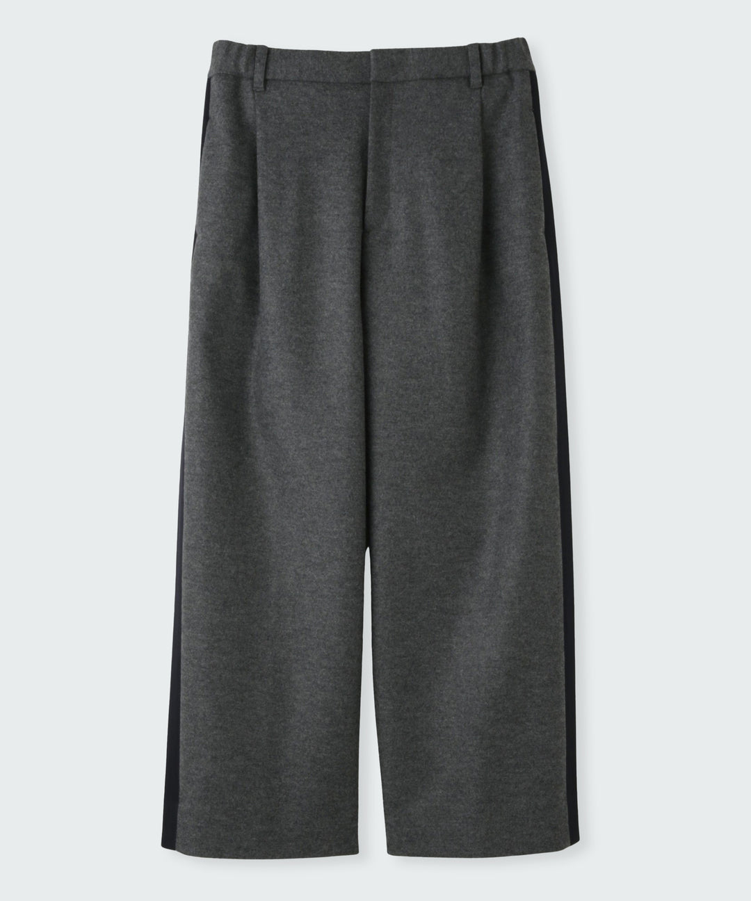ラインデザインワイドパンツ