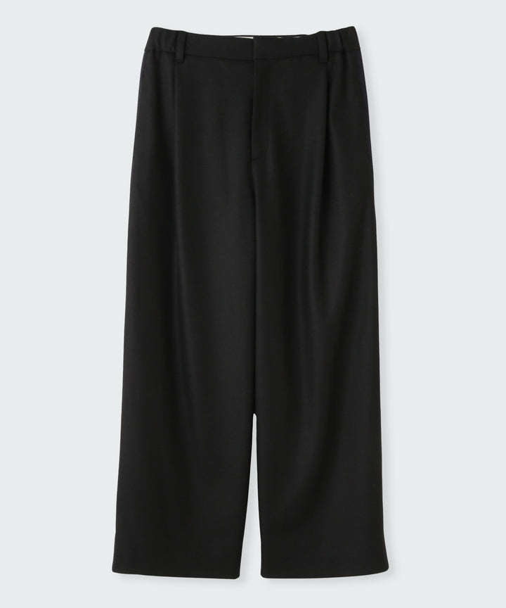 ラインデザインワイドパンツ