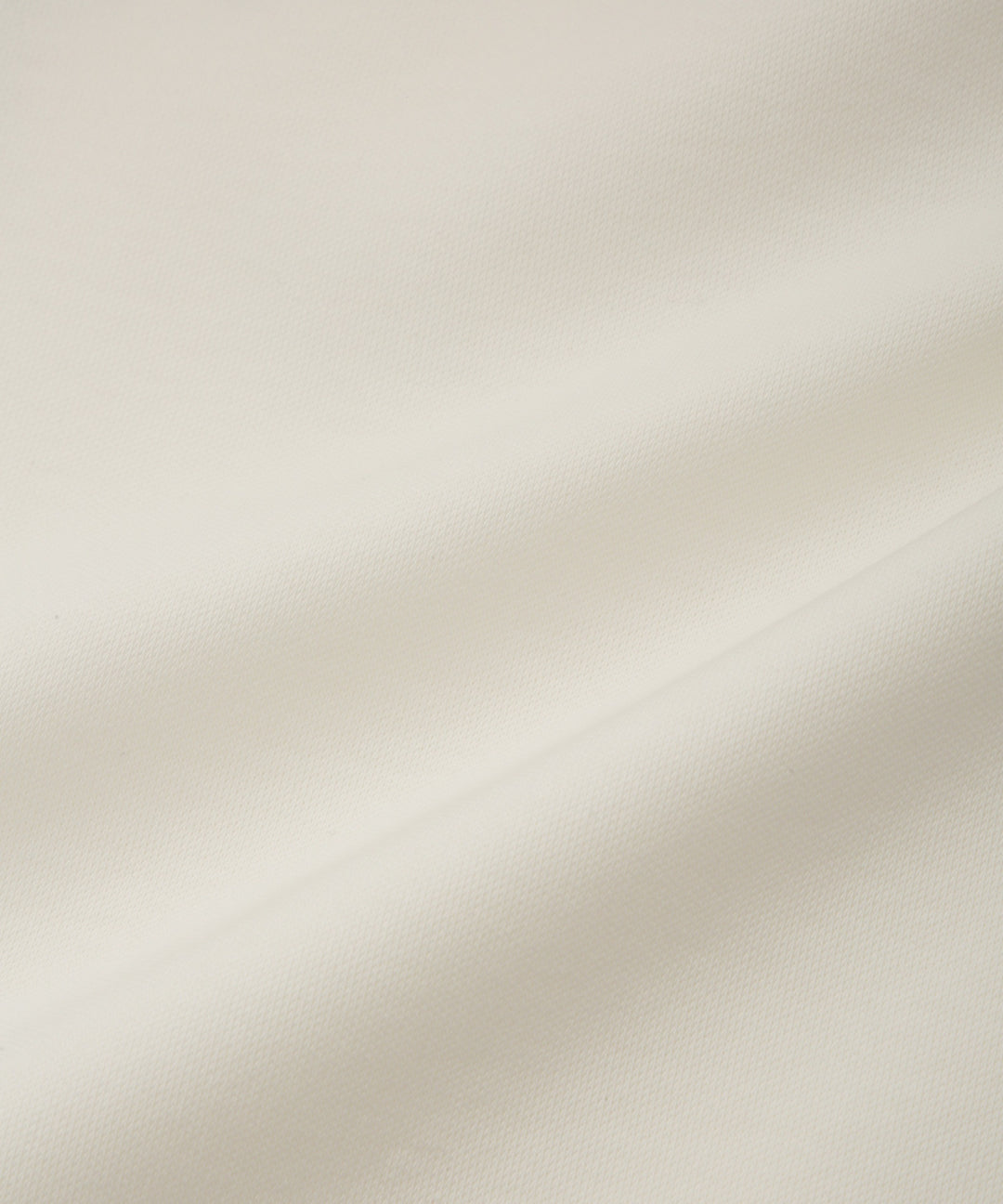 バックロゴプリントTシャツ