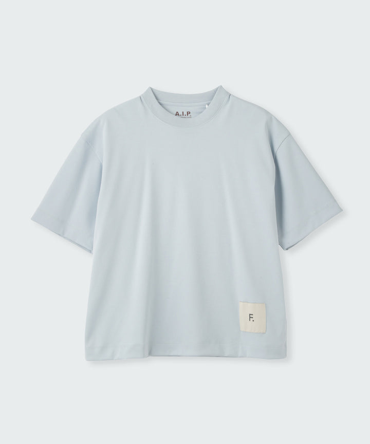 バックロゴプリントTシャツ