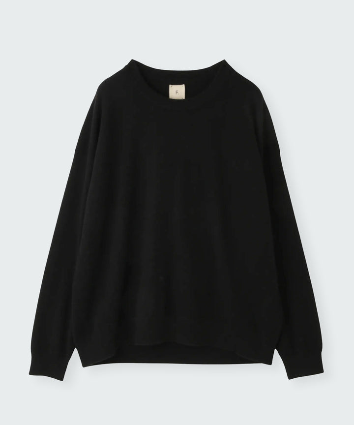 シンプルカシミヤニット