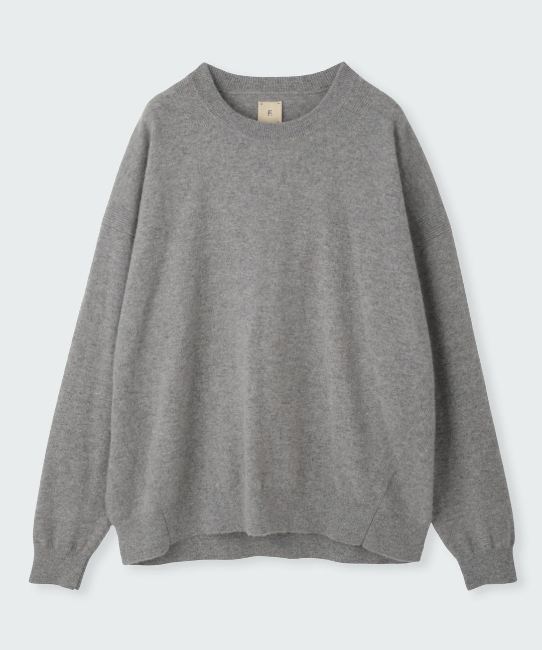 シンプルカシミヤニット