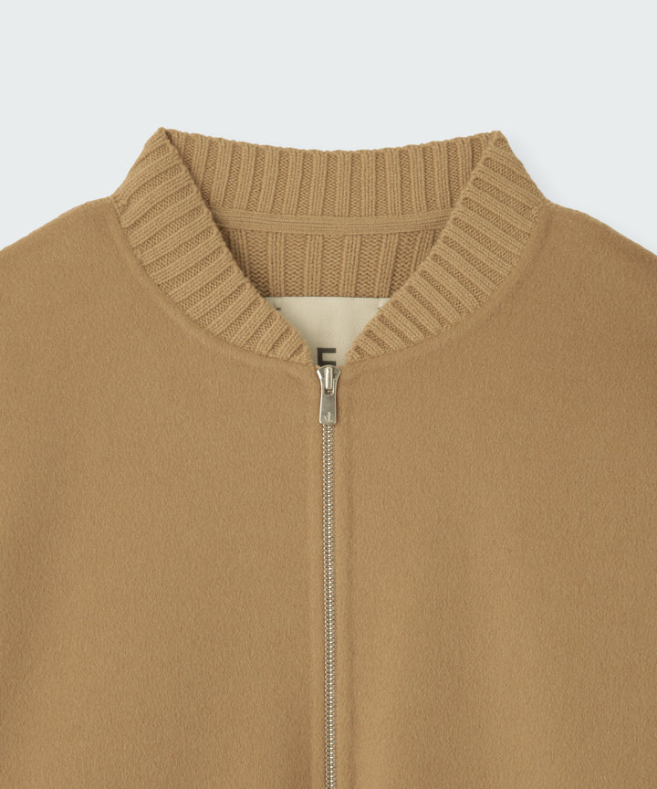 ドッキンブルゾン