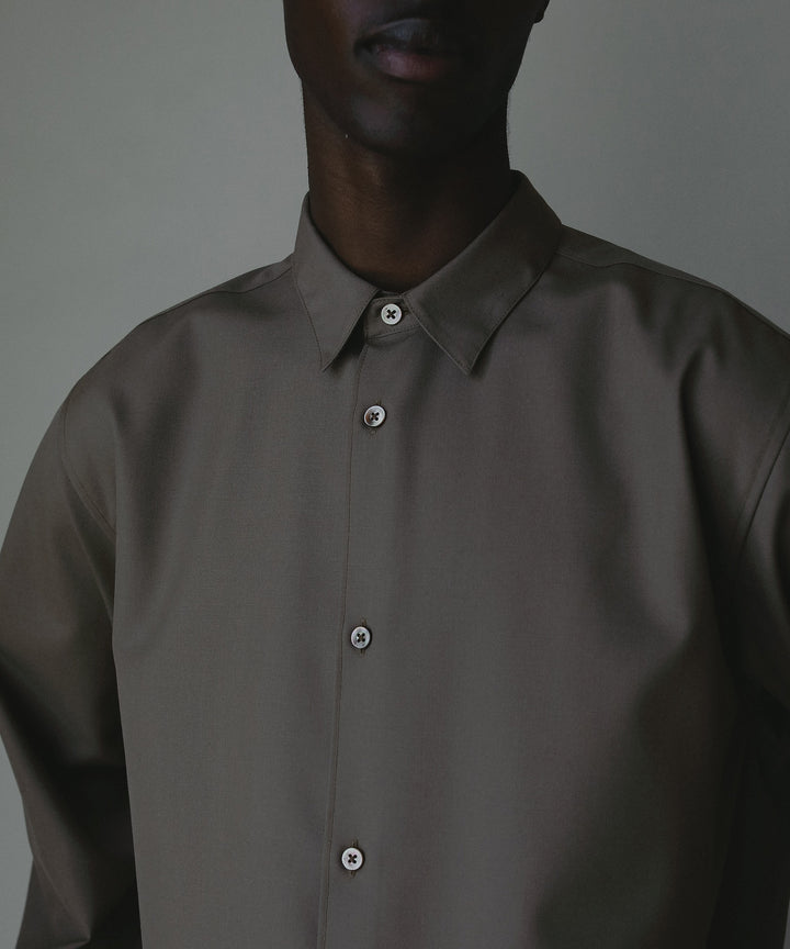 シンプルシャツ