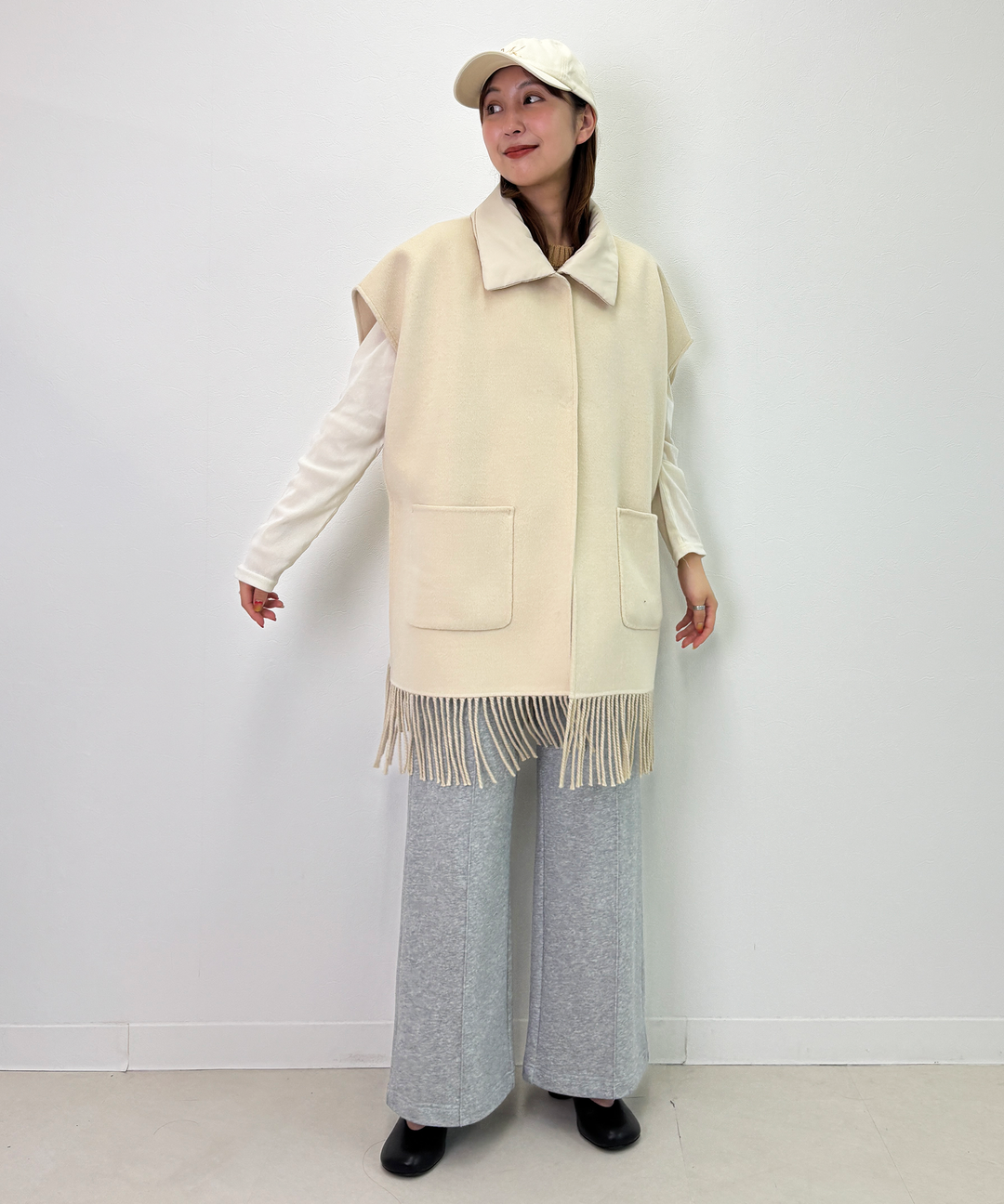 フリンジポンチョ