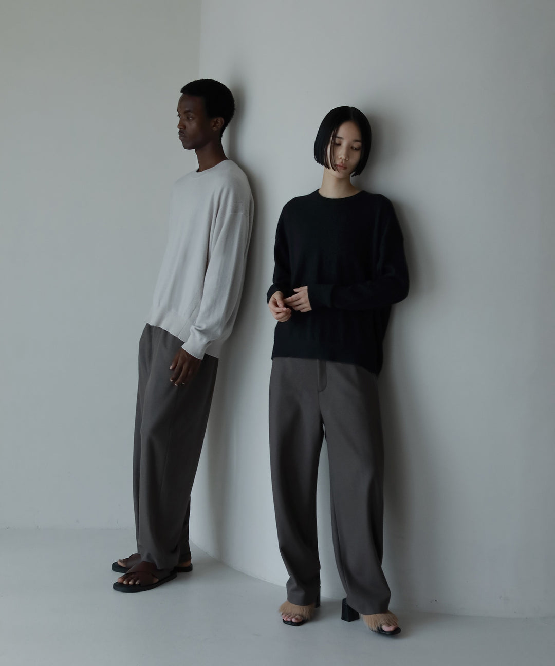 シンプルカシミヤニット