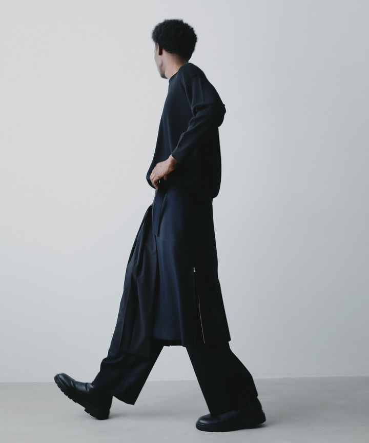 シンプルカシミヤニット