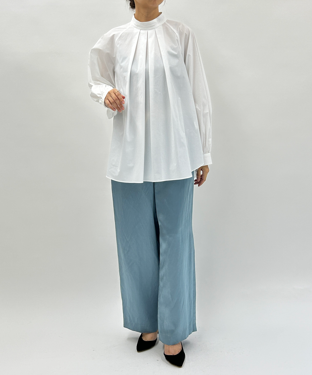 フロントタックブラウス – FACE SANS FARD フロントタックブラウス – FACE SANS FARD
