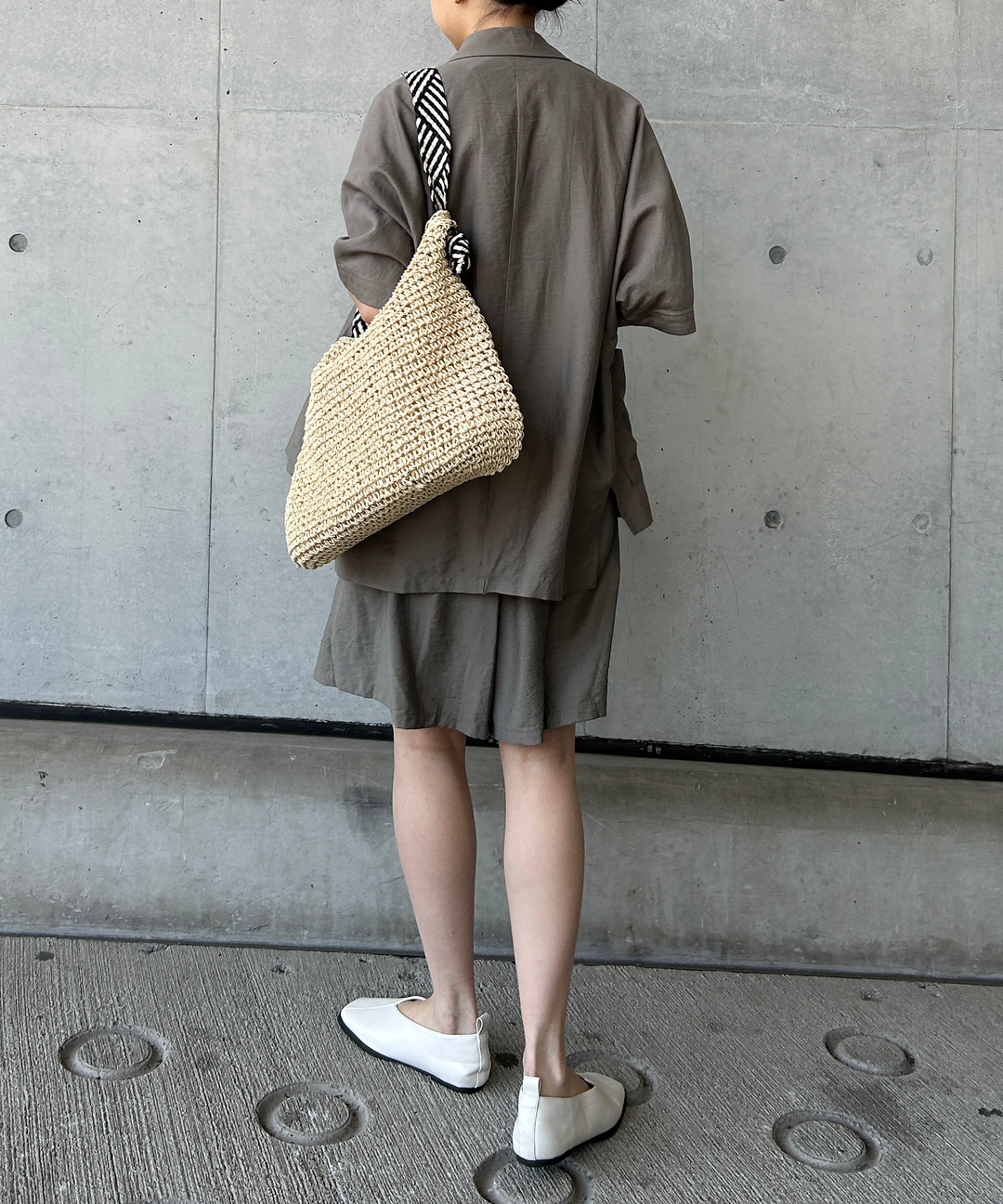 リネンハーフパンツ – FACE SANS FARD リネンハーフパンツ – FACE SANS FARD