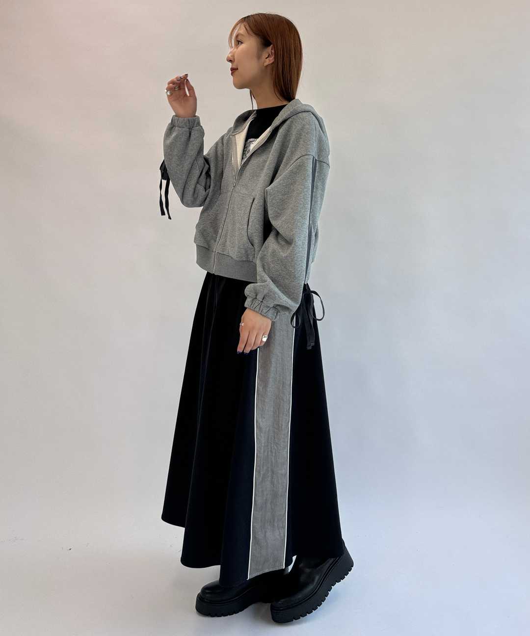 サイドパイピングスカート – FACE SANS FARD サイドパイピングスカート – FACE SANS FARD